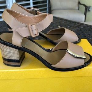 BNIB Fendi Demetra Low Block Brown Sandals!